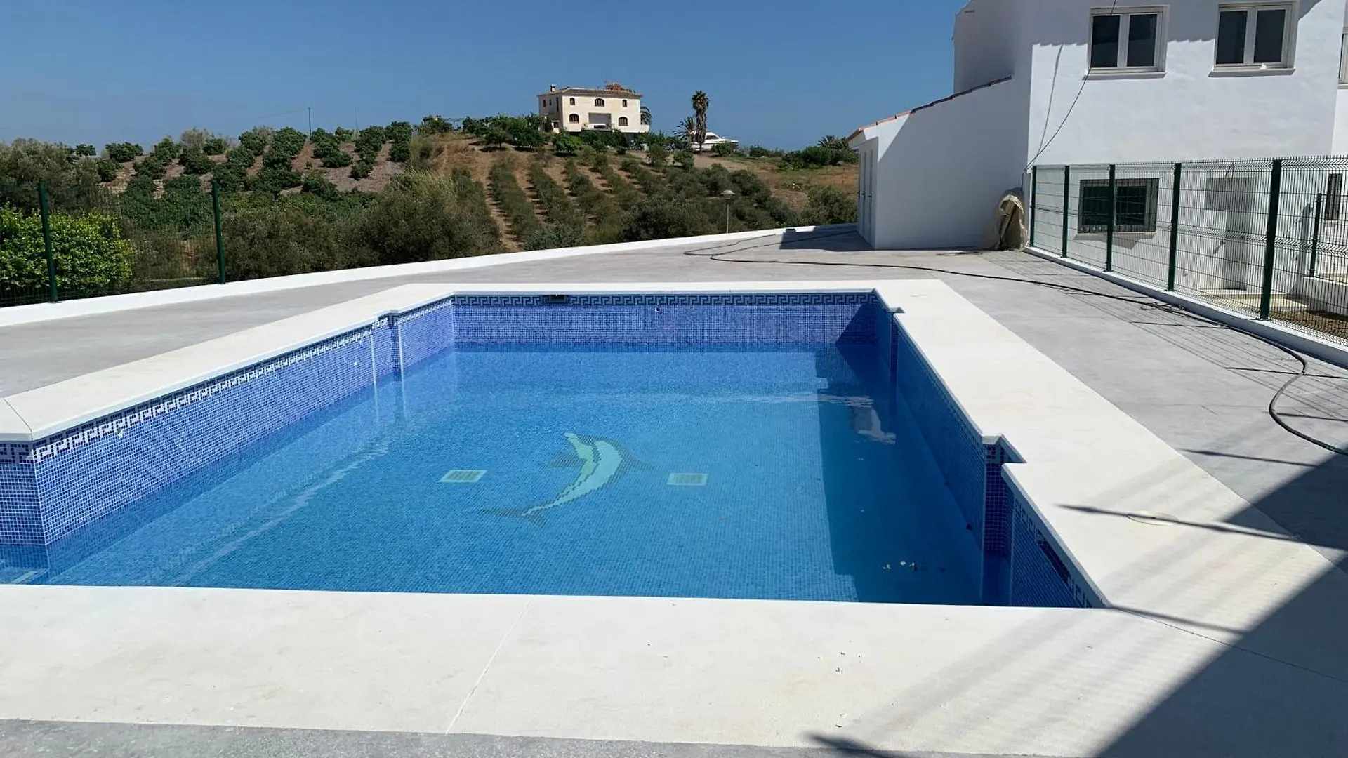 Ferienhaus Meerblick Niza Beach Almayate Alto 0*,  إسبانيا